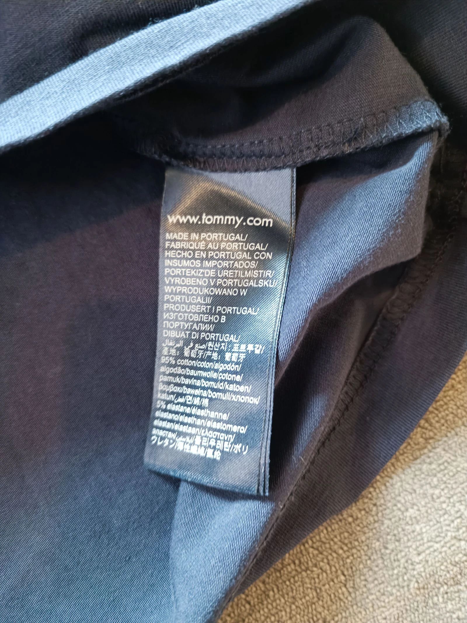 Tommy Hilfiger short sleeve t-shirt Size XL men very good condition navy blue color – photo 5